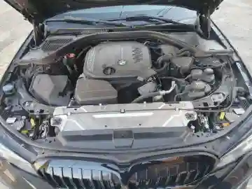BMW Série 3 2021 320 D - Vue 3