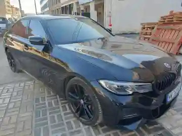 BMW Série 3 2021 320 D - Vue 5