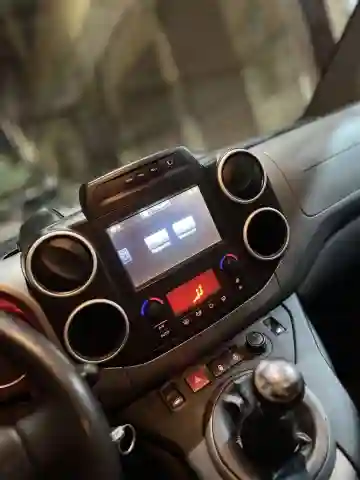 Peugeot Partner 2017 Tepee - Vue 5