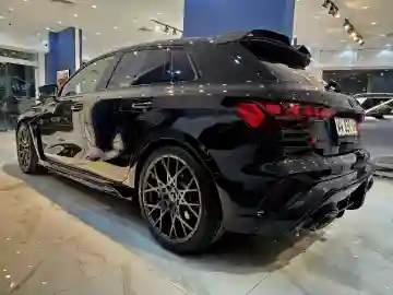 Audi RS3 Sportback 2025 Quattro S Tronic - Vue 4
