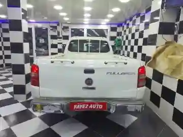 Toyota Hilux 2017 Legend SC 4x2 - Vue 15