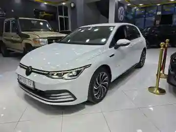 Volkswagen Golf 8 2023 Style - Vue 11
