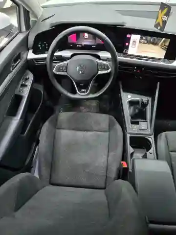 Volkswagen Golf 8 2023 Style - Vue 14