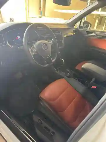 Volkswagen Tiguan 2017 R Line - Vue 15