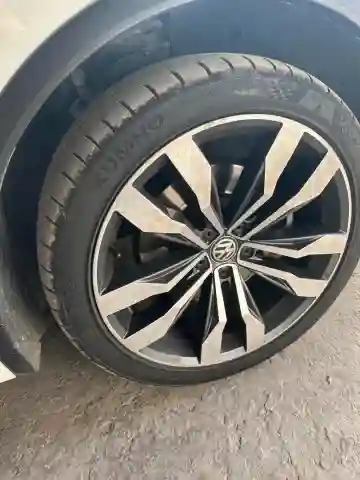 Volkswagen Tiguan 2017 R Line - Vue 2