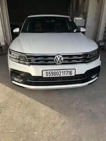 Volkswagen Tiguan 2017 R Line - Vue 8