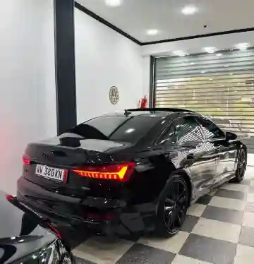 Audi A6 2022 S Line - Vue 2