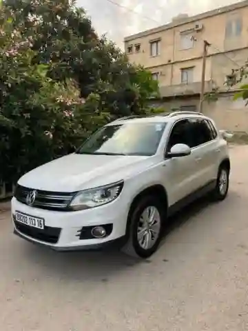 Volkswagen Tiguan 2013 Life - Vue 4