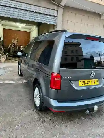 Volkswagen Caddy 2018 - Vue 10