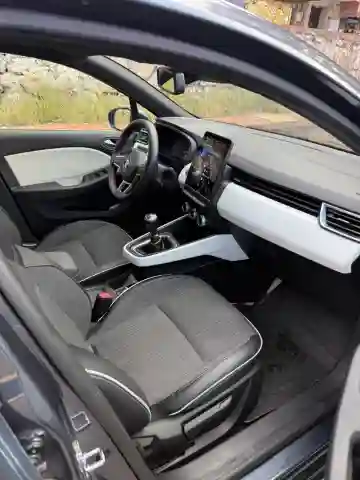 Renault Clio 5 2021 Intense + - Vue 2