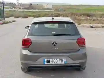 Volkswagen Polo 2021 Life - Vue 10