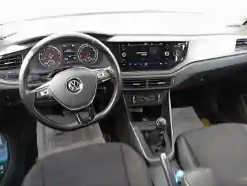 Volkswagen Polo 2021 Life - Vue 2