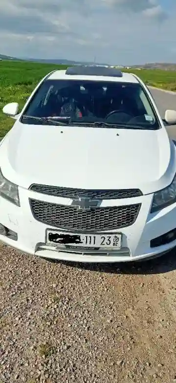 Chevrolet Cruze 2011 LT - Vue 3