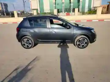 Dacia Sandero 2023 Stepway Expression Plus - Vue 9