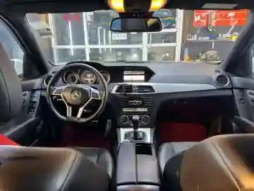 Mercedes Classe C 2013 250 Avantgarde - Vue 3