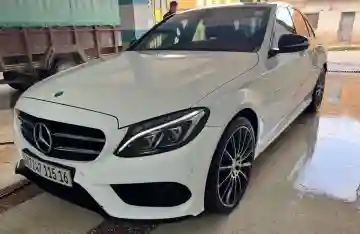 Mercedes Classe C 2015 220 AMG Line - Vue 16