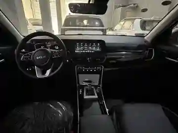 Kia Seltos 2025 Luxury - Vue 11
