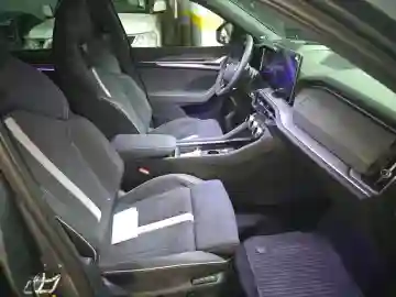 Skoda Kodiag 2025 Sport Line - Vue 9