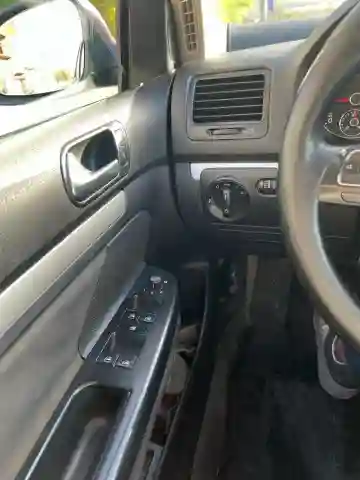 Volkswagen Jetta 2025 - Vue 14