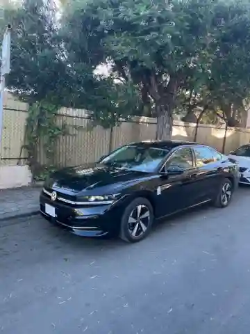 Volkswagen Magotan ( Passat) 2025 Tsi 300 - Vue 5