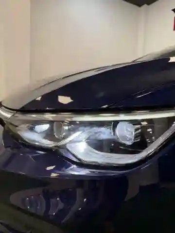 Volkswagen Golf 8 2021 Life - Vue 10
