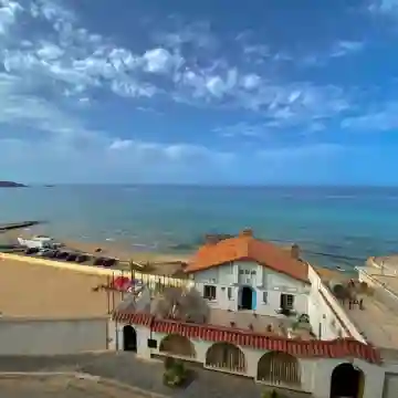 Location Appartement F4 Oran Ain El Turck - Vue 8