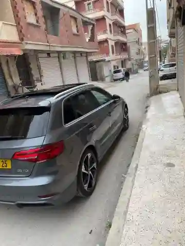 Audi A3 2019 S Line - Vue 19