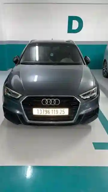 Audi A3 2019 S Line - Vue 5