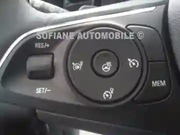 Opel Grandland 2025 ✪ GS Line Full Options Volant Chauffant ✪ - Vue 17