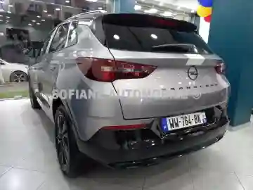 Opel Grandland 2025 ✪ GS Line Full Options Volant Chauffant ✪ - Vue 6