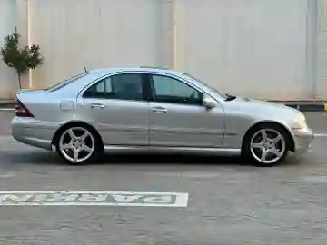 Mercedes Classe C 2005 220 Editions Sport - Vue 7