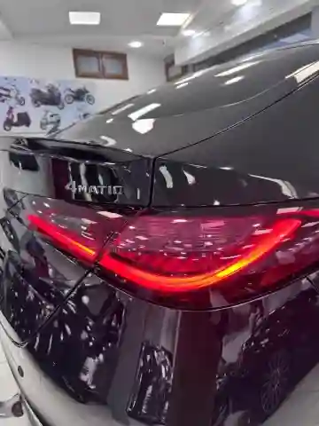 Mercedes GLC 2025 300d - Vue 10