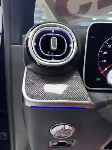 Mercedes GLC 2025 300d - Vue 16
