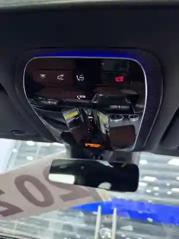 Mercedes GLC 2025 300d - Vue 17