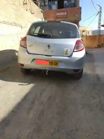Renault Clio 3 2010 Clio 3 - Vue 13