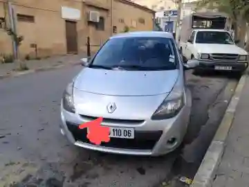 Renault Clio 3 2010 Clio 3 - Vue 16