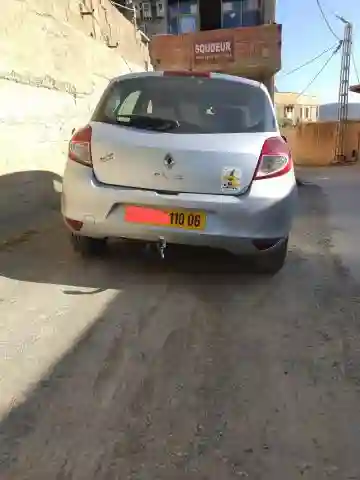 Renault Clio 3 2010 Clio 3 - Vue 2