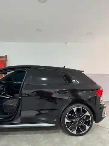 Audi A3 2023 Sline - Vue 2