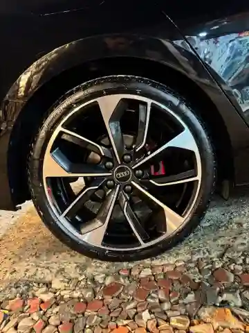 Audi A3 2023 Sline - Vue 6