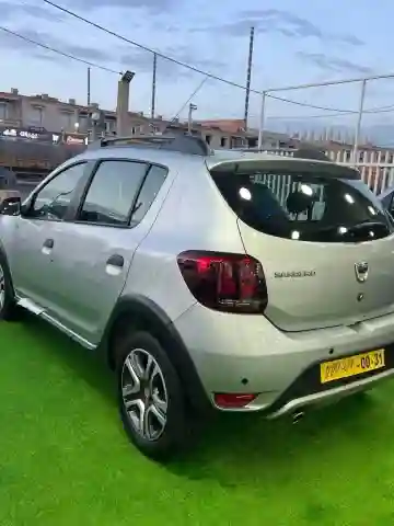 Dacia Stepway 2019 Techrod - Vue 1