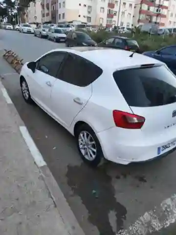 Seat Ibiza 2012 Fully +toit Ouvrant - Vue 6