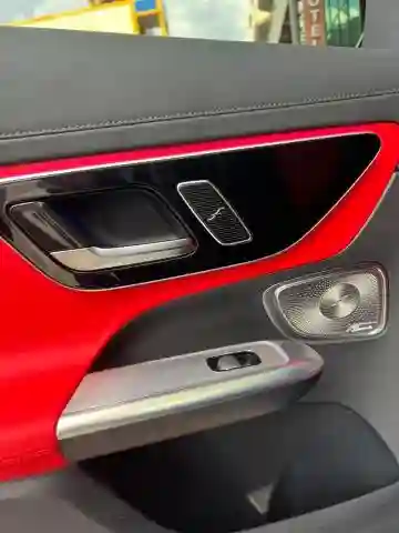 Mercedes GLC 2025 AMG Line - Vue 10
