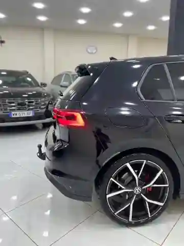 Volkswagen Golf 8 2024 GTD - Vue 15