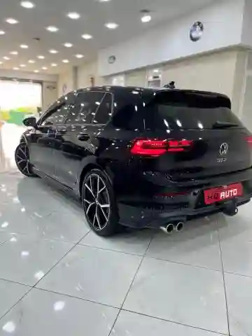 Volkswagen Golf 8 2024 GTD - Vue 7
