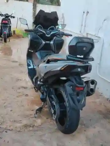 Yamaha Dx - Vue 3