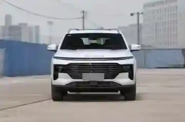 Jetour X70 2025 Luxury متوفر الاستيراد من الصين و دبي - Vue 5