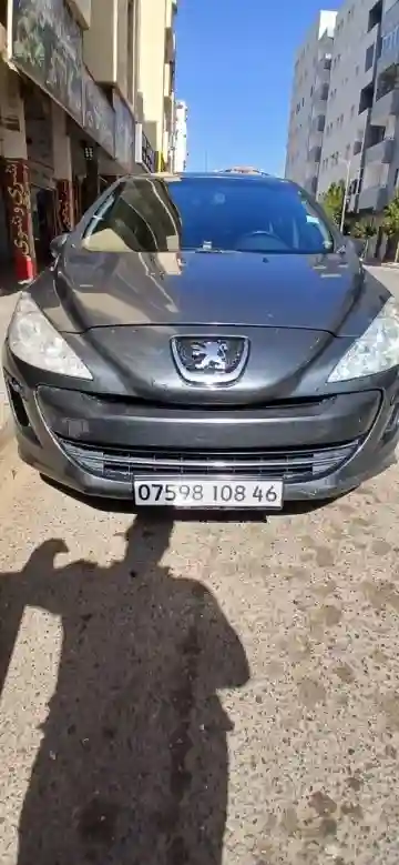 Peugeot 308 2008 Premium - Vue 1