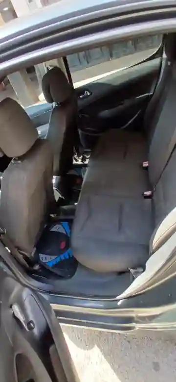 Peugeot 308 2008 Premium - Vue 17