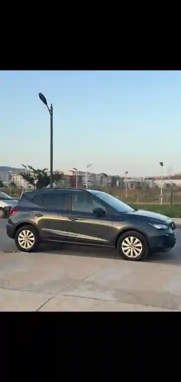 Seat Arona 2022 - Vue 9