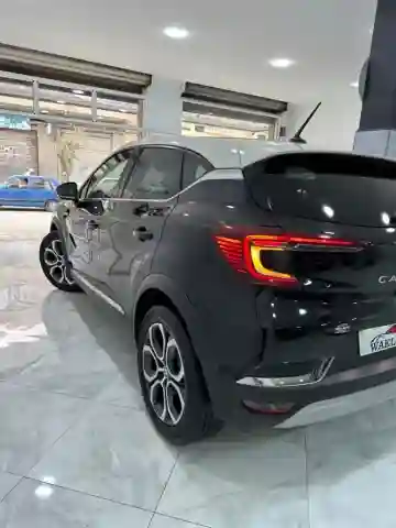 Renault Captur 2021 Intense - Vue 8